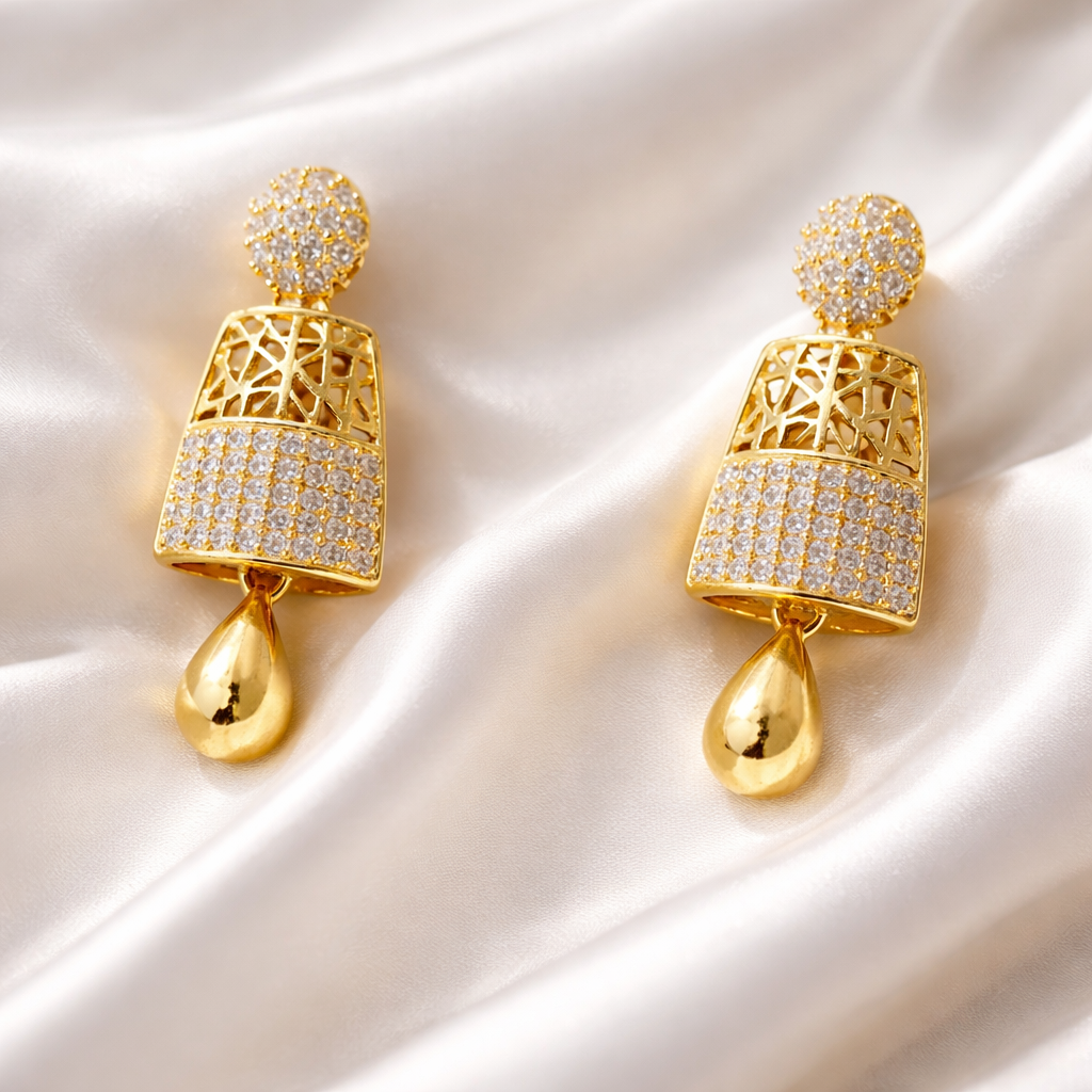 Gold Tone Geometric Necklace Set with Drop Pendant