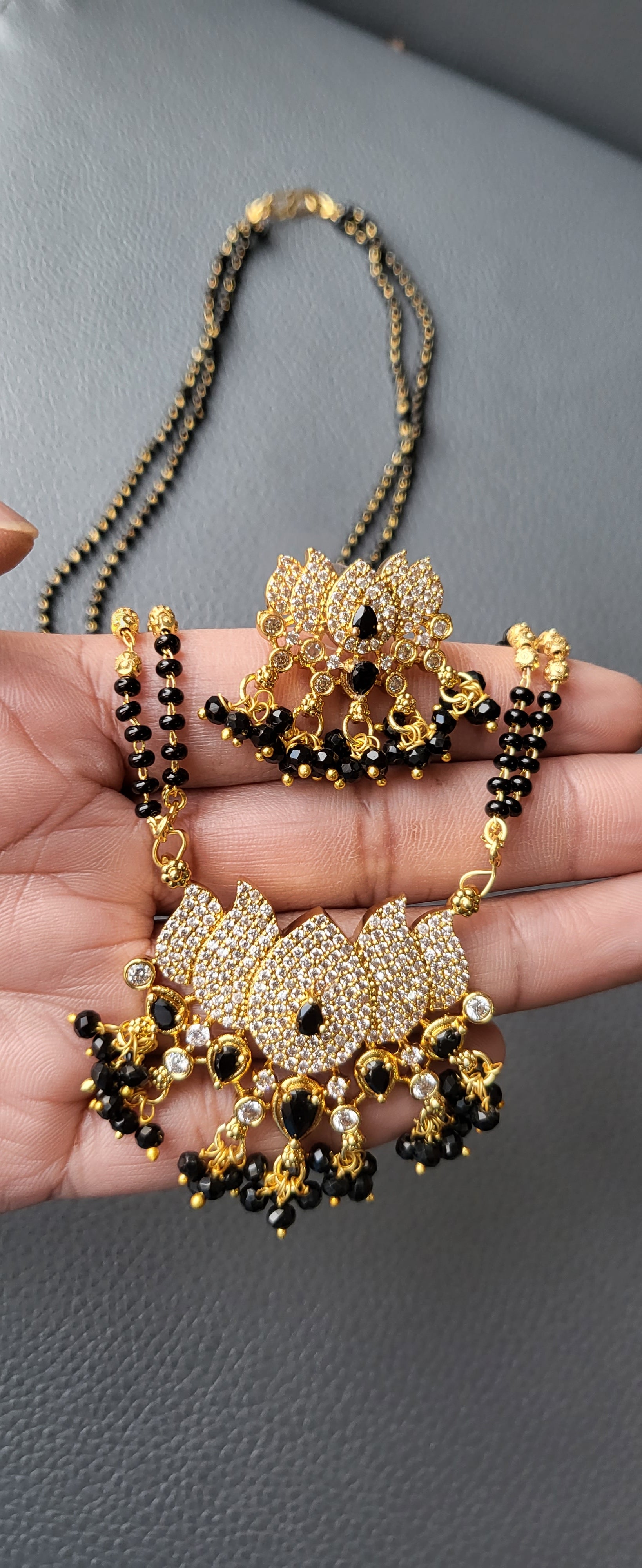 AD Necklace and Earrings No - 512